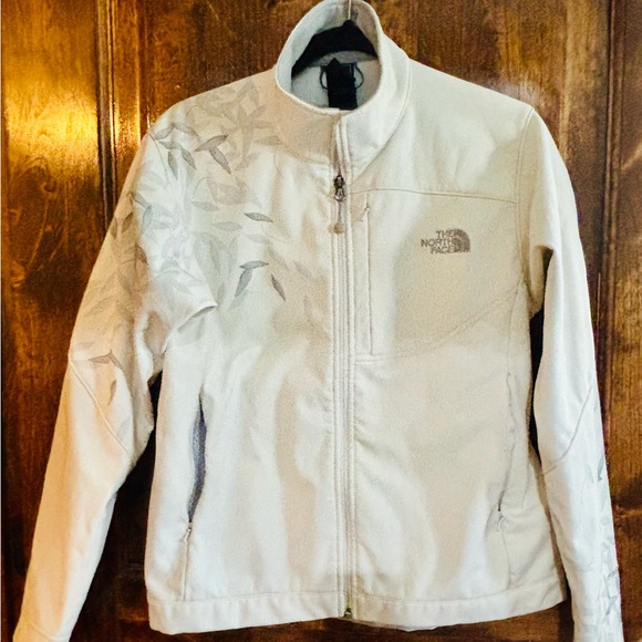 The North Face Jackets & Blazers - The North Face Women's white APEX  Jacket with Leaf Design